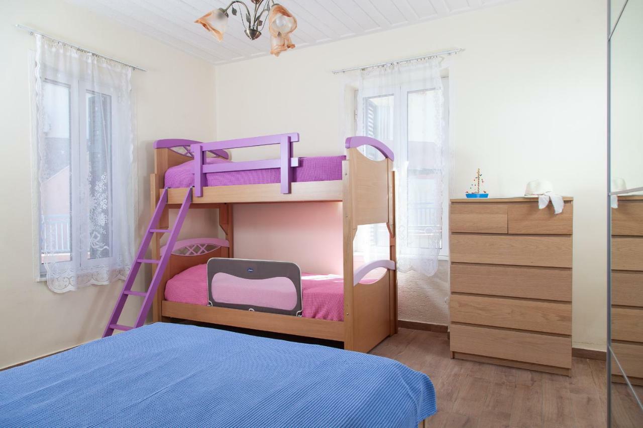 Poros Town Villa @ Poros מראה חיצוני תמונה
