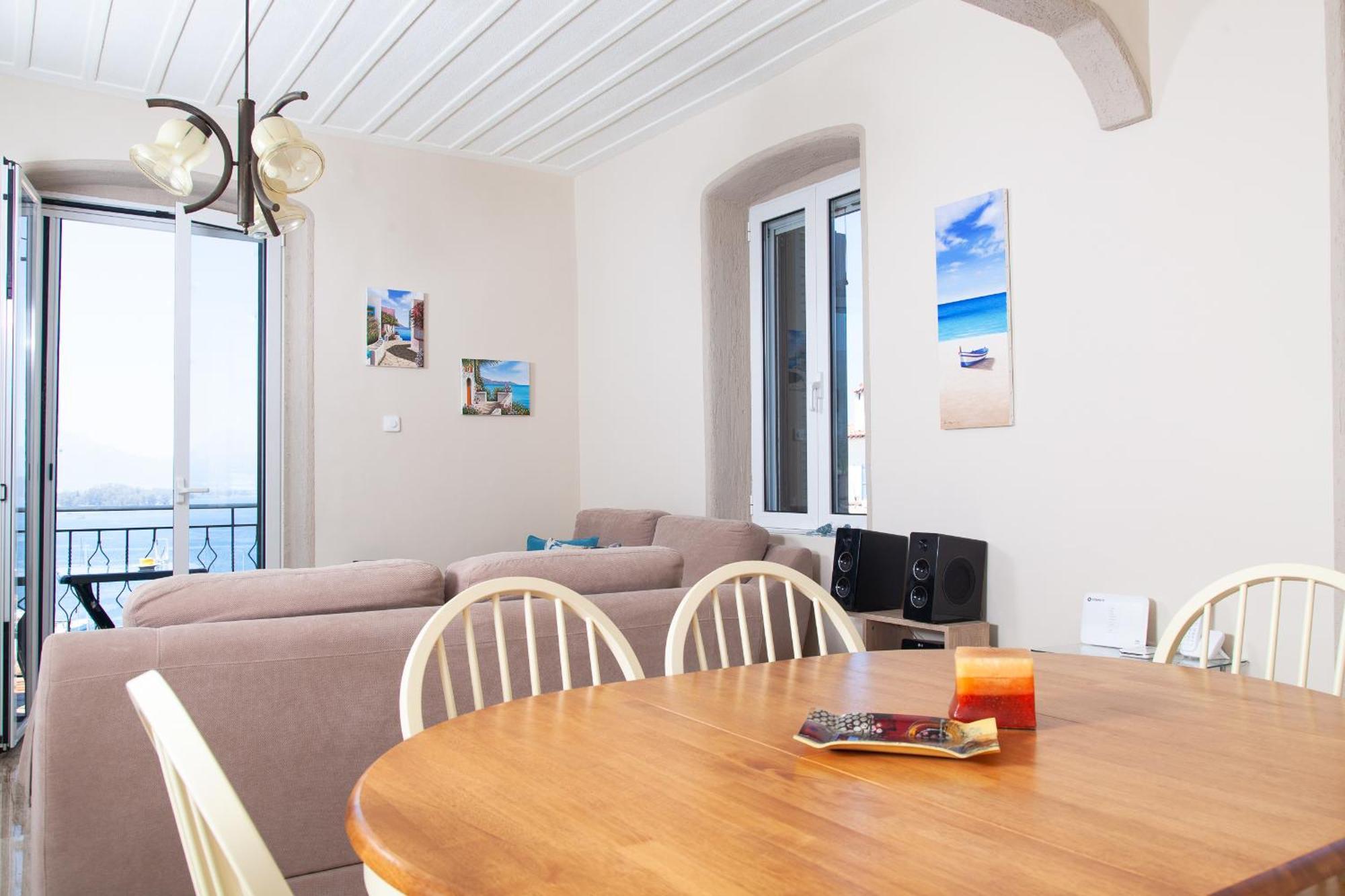 Poros Town Villa @ Poros מראה חיצוני תמונה