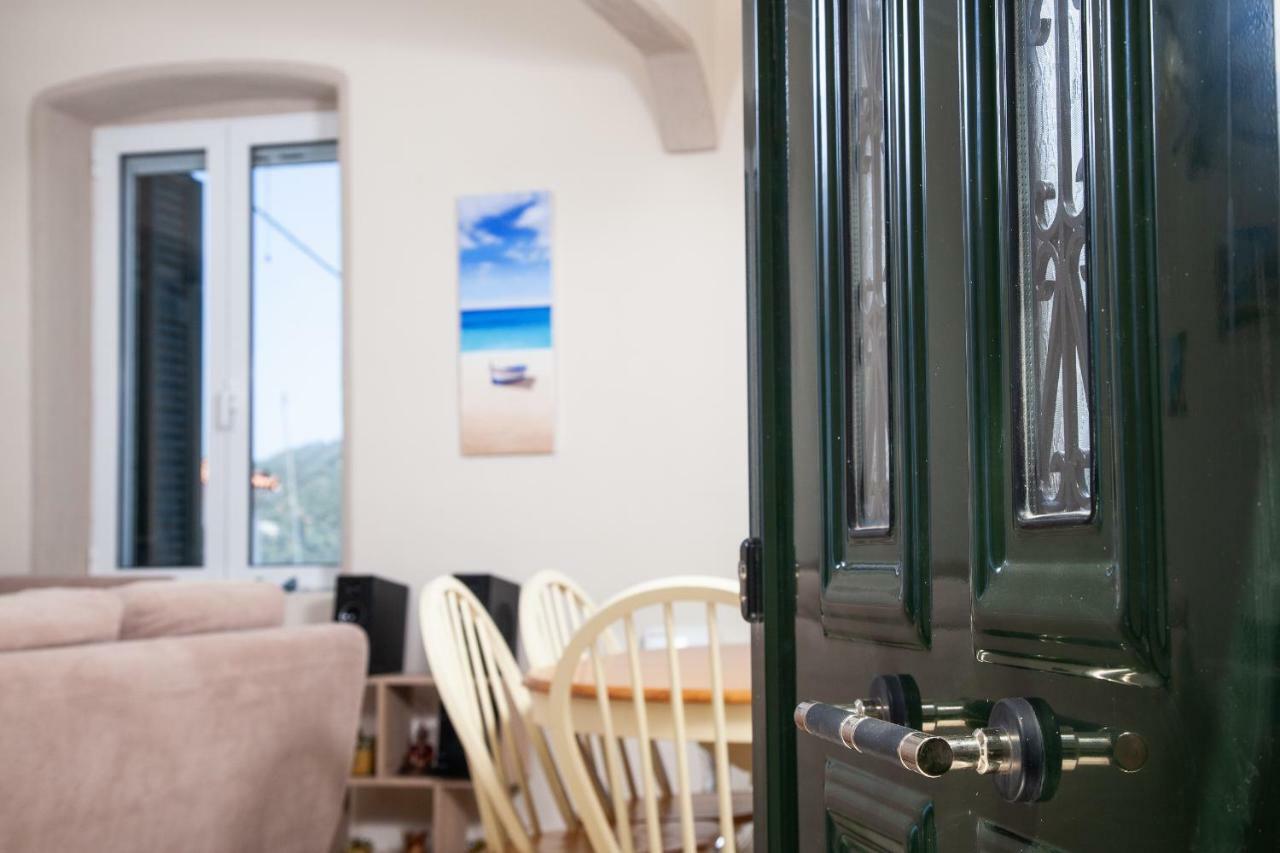 Poros Town Villa @ Poros מראה חיצוני תמונה